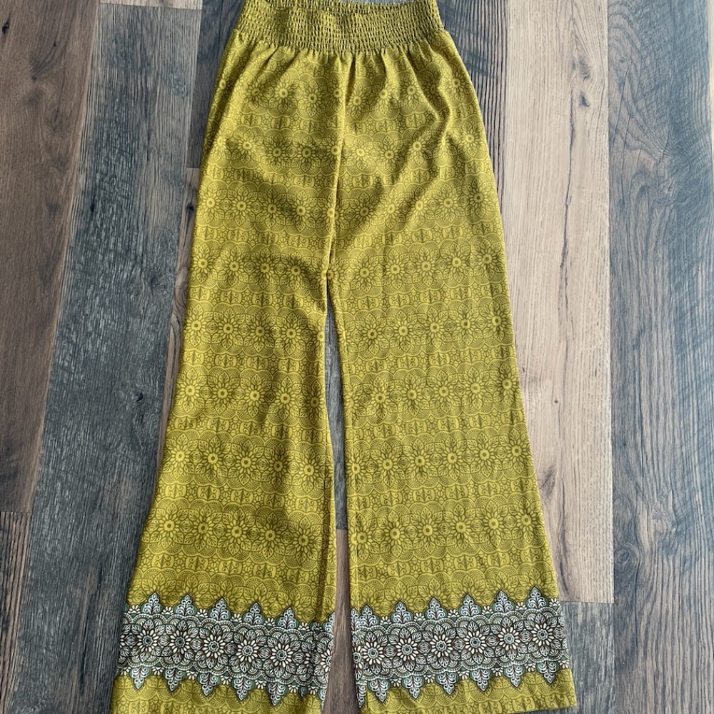 Prana Patterned Flowy Pants, Yellow/Gold, Size (S)